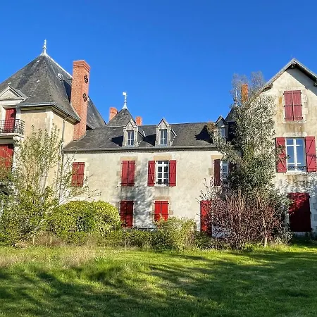 Chateau De La Combe *