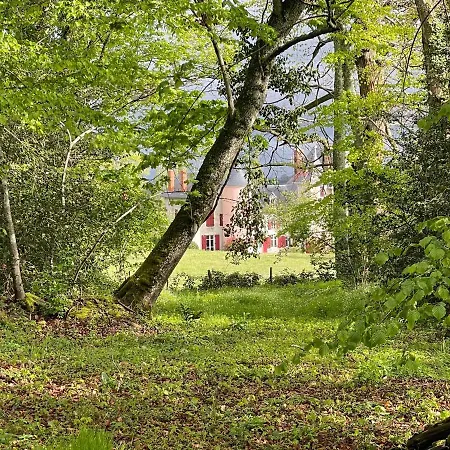 Chateau De La Combe Bed & Breakfast La Celle (Auvergne)